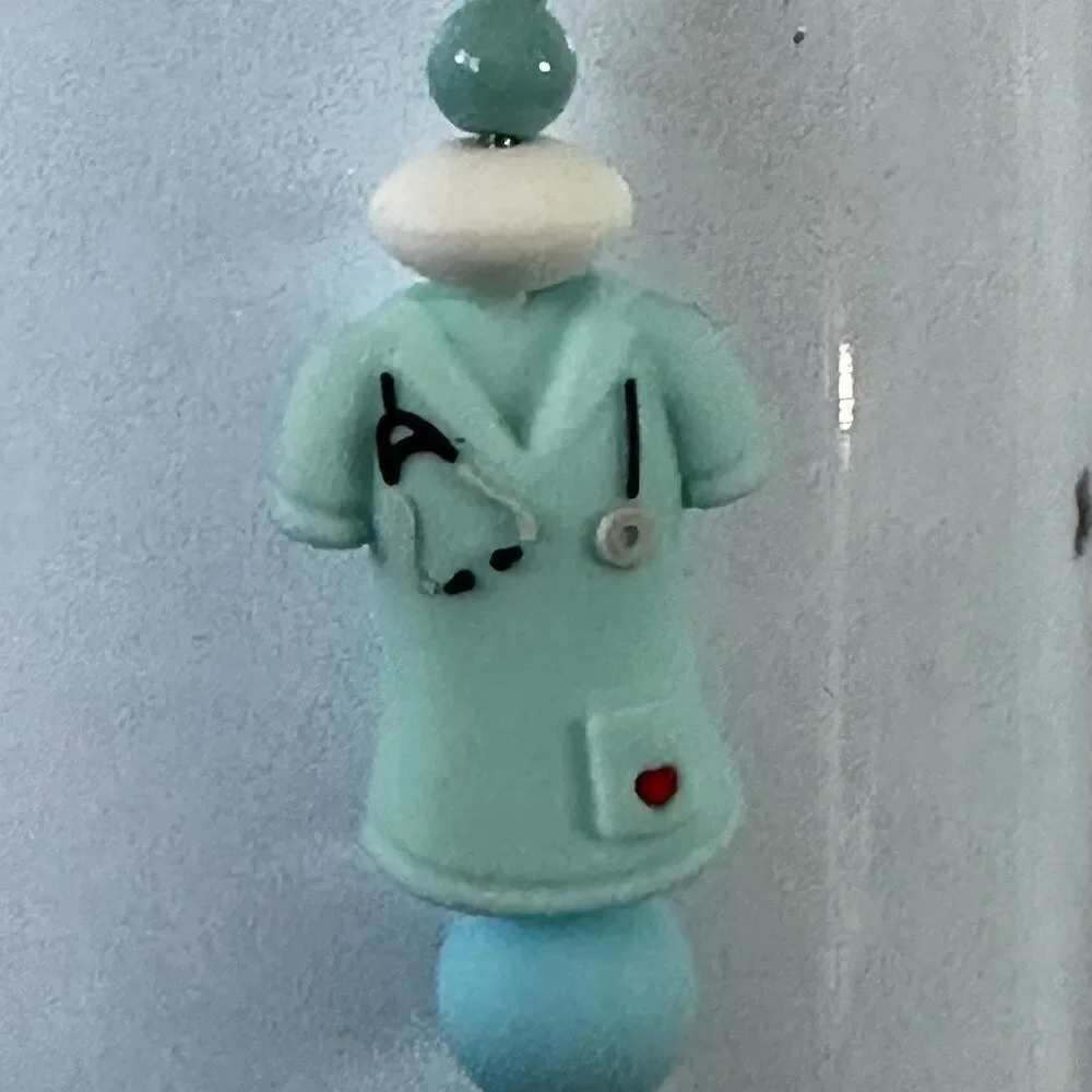 Medical Nurse Cup Charm Straw Hanger Blue Scrub Top Silicone Beads Accessory
